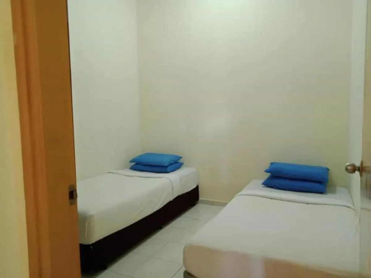 Oyo Home 90419 Sahar Guesthouse Malacca